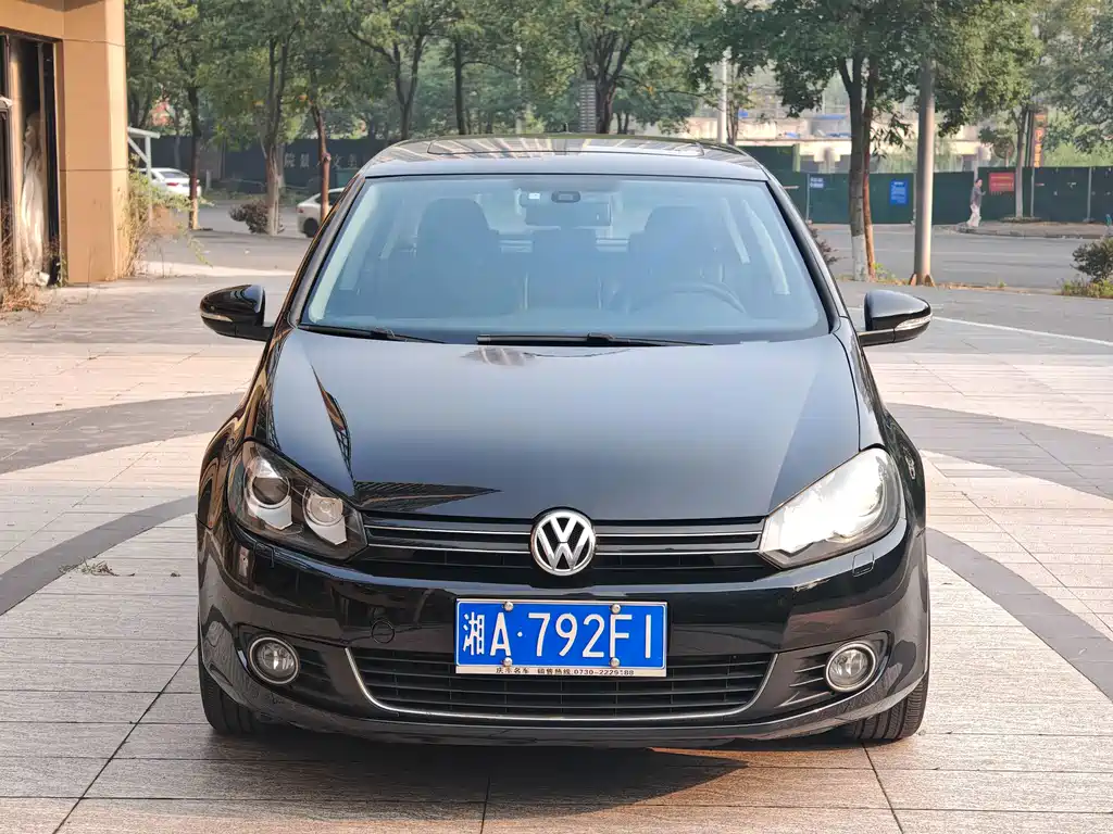 Volkswagen Golf — миниатюра 2