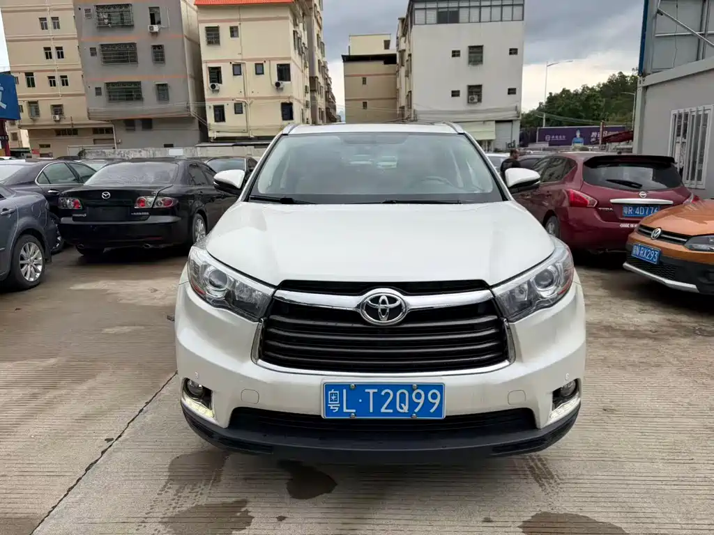 Toyota Highlander 2016