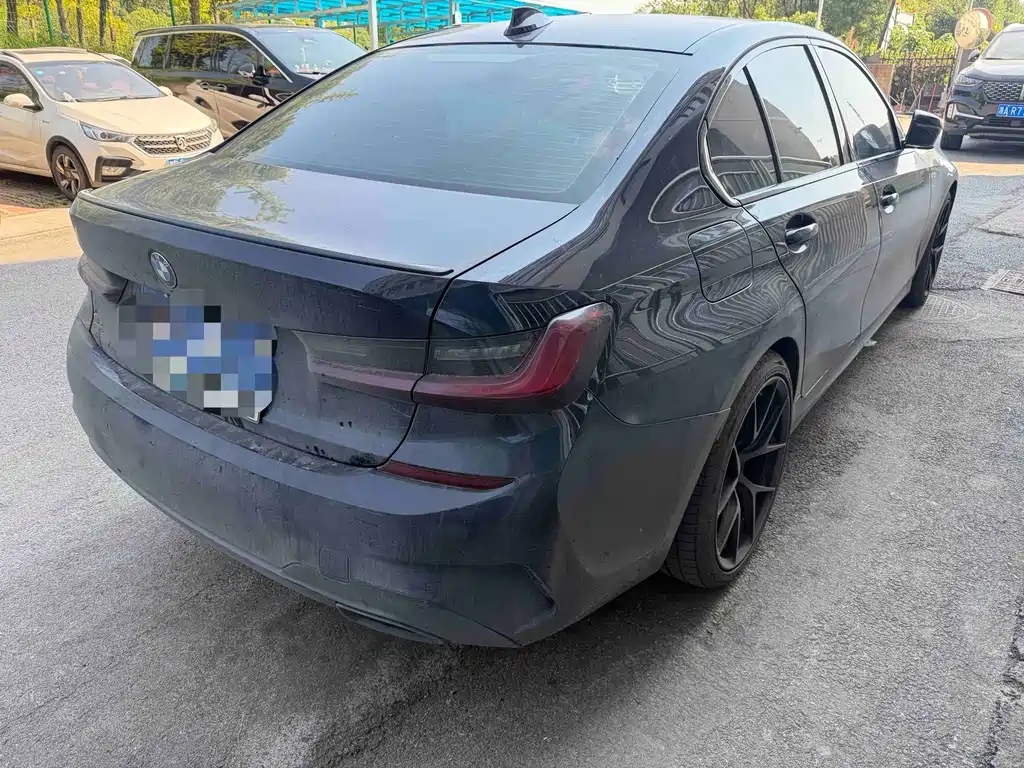 BMW 3 Series — миниатюра 3