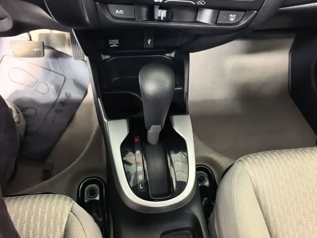 Honda Fit — миниатюра 14