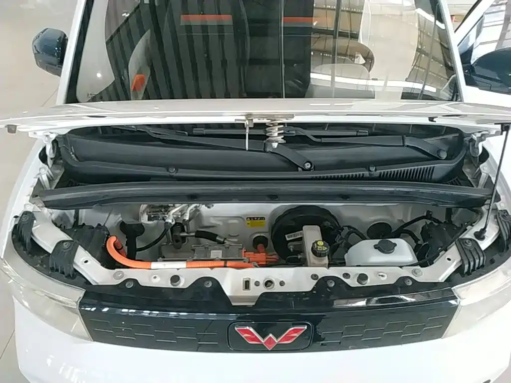 Wuling MINIEV — миниатюра 20