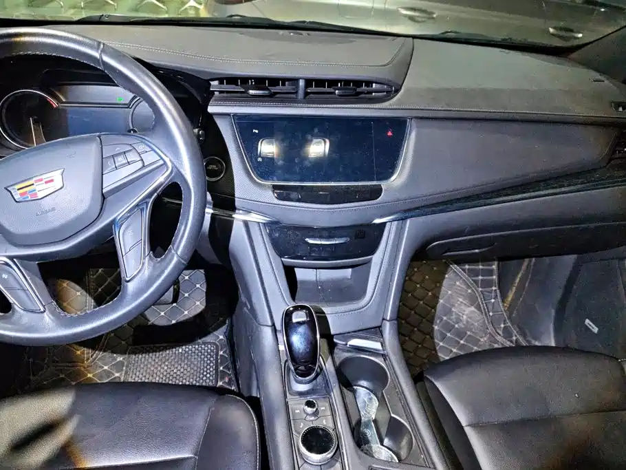 Cadillac XT5 — миниатюра 13