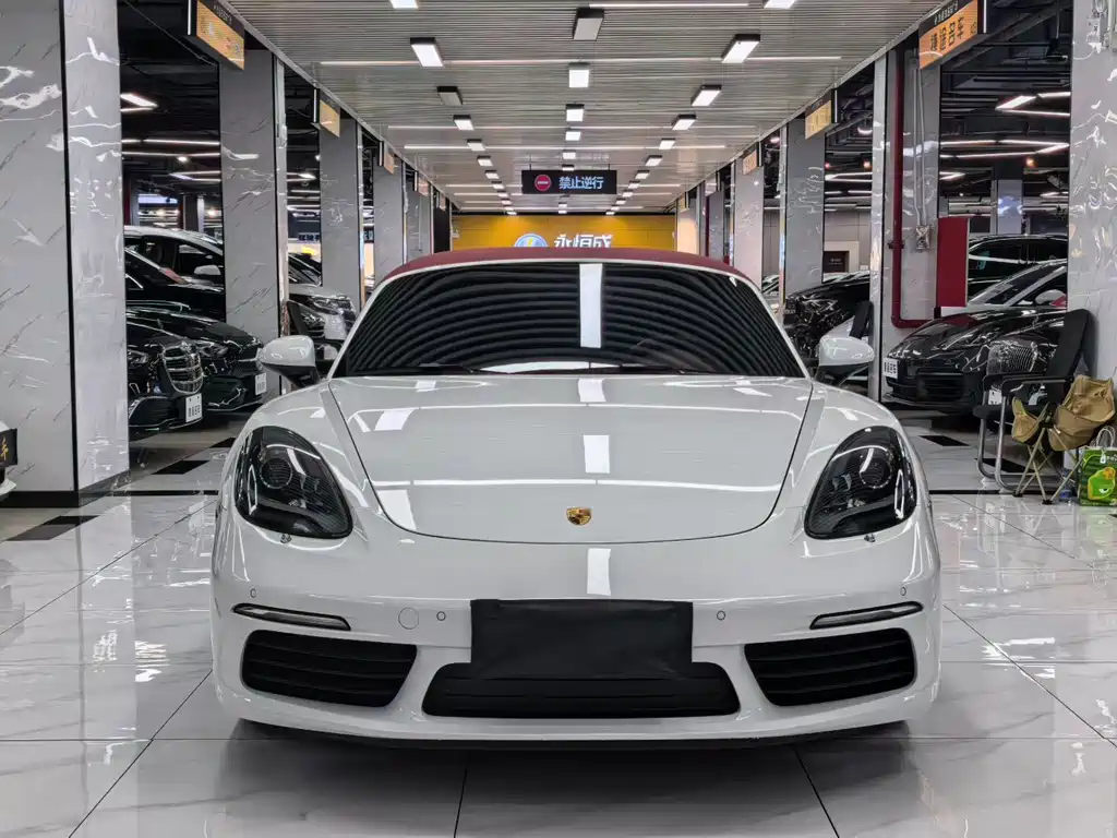 Porsche 718 2022 Boxster 2.0T