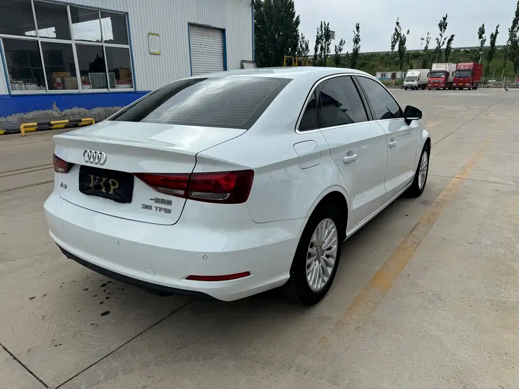 Audi A3 — миниатюра 9