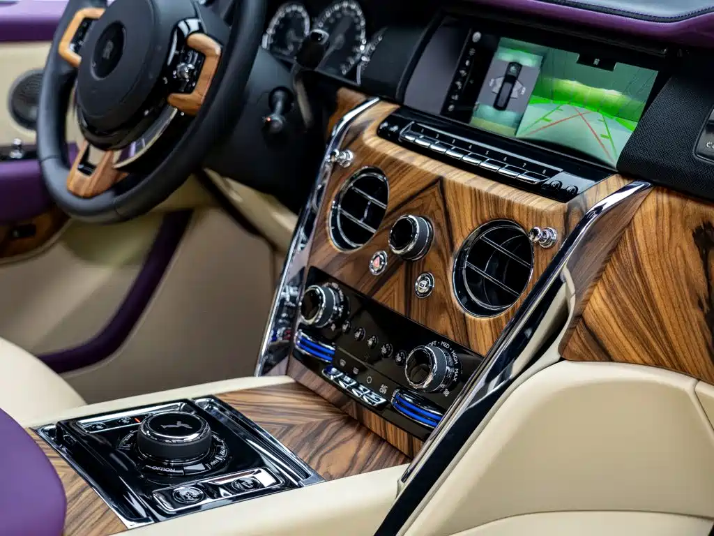 Rolls-Royce Cullinan — миниатюра 24