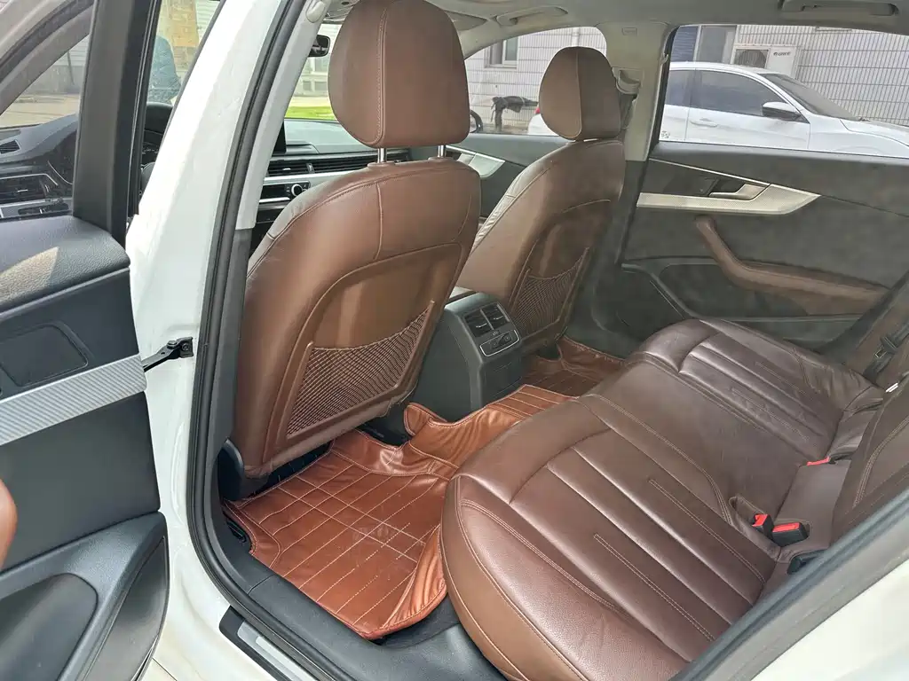 Audi A4L — миниатюра 6