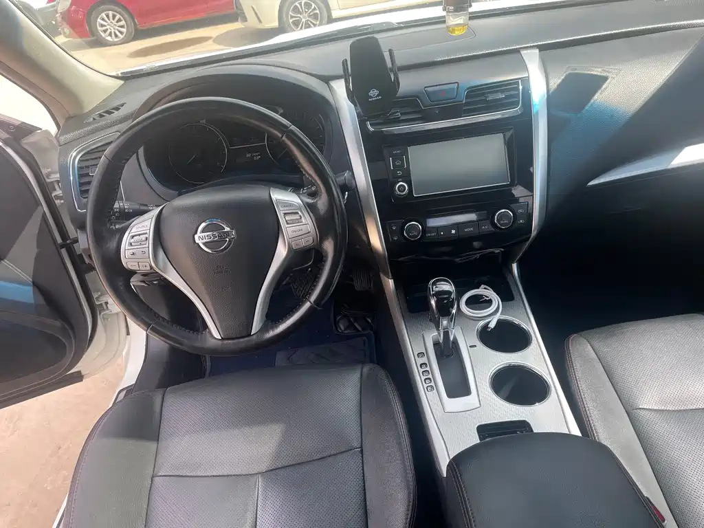Nissan Teana — миниатюра 16