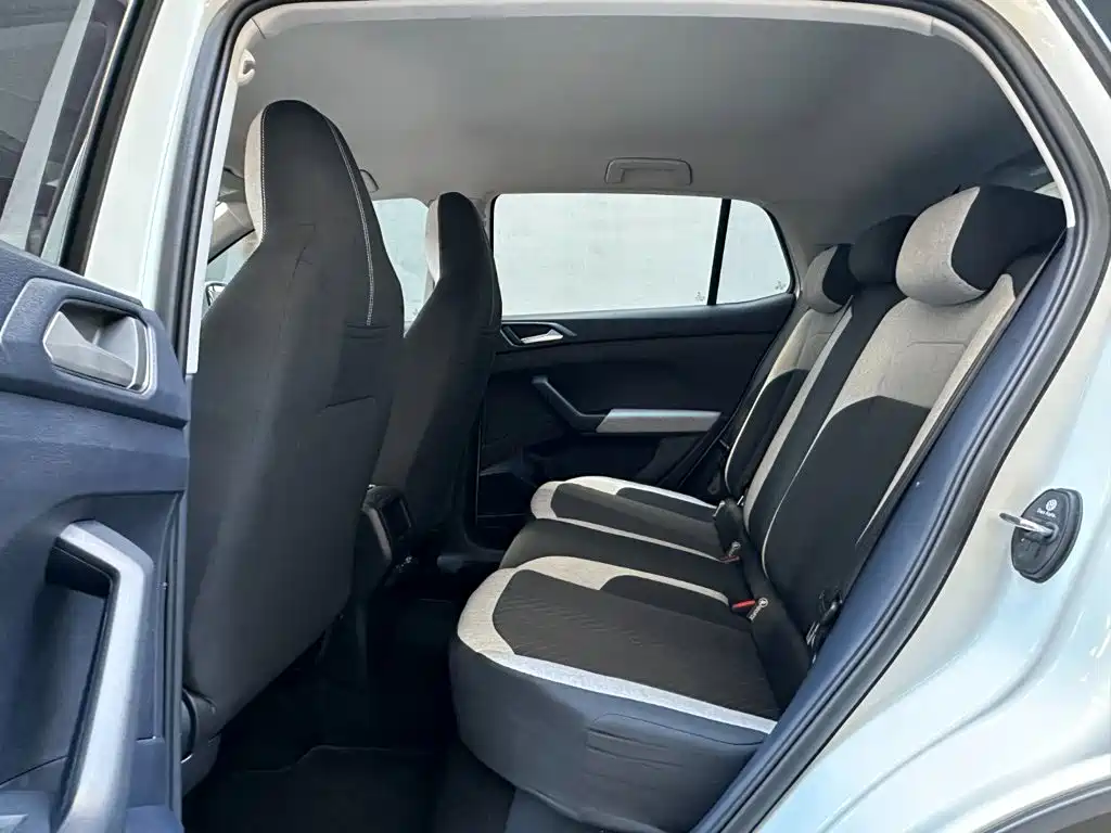 Volkswagen Tharu — миниатюра 10