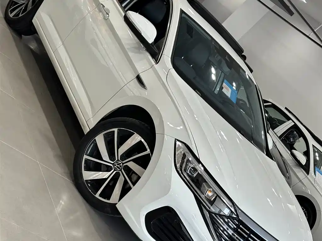 Volkswagen Sagitar — миниатюра 27