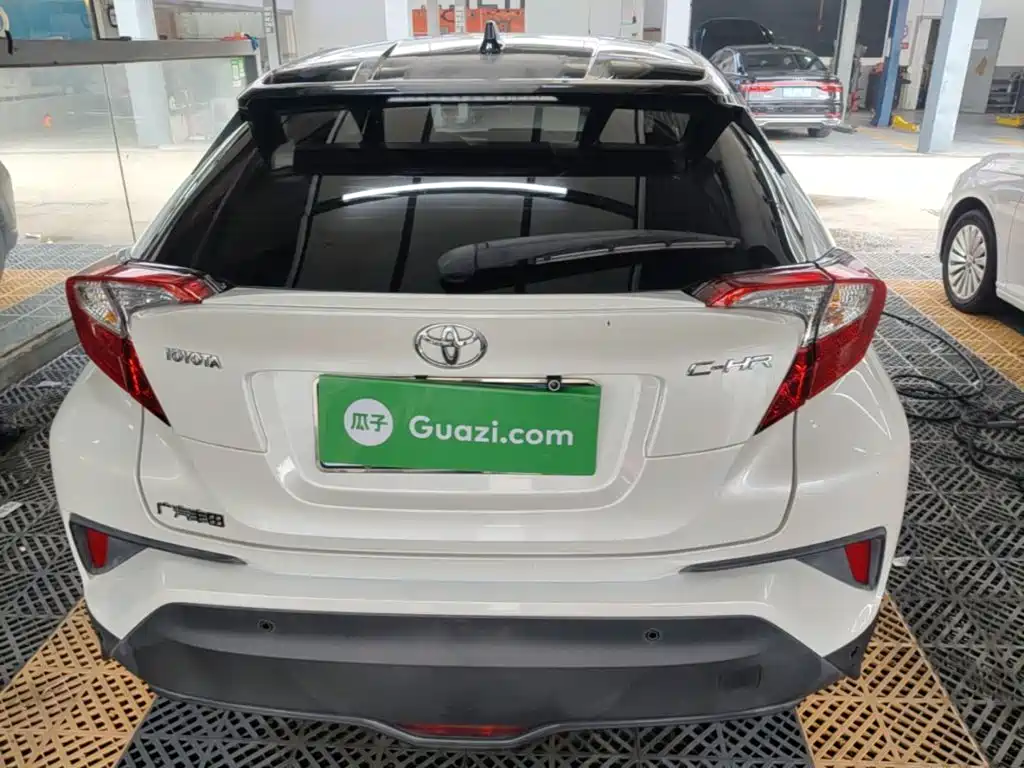 Toyota C-HR — миниатюра 6