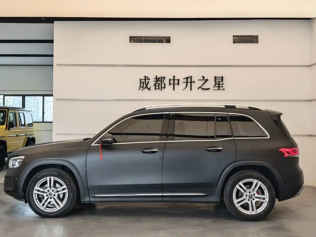 Mercedes-Benz GLB — миниатюра 4