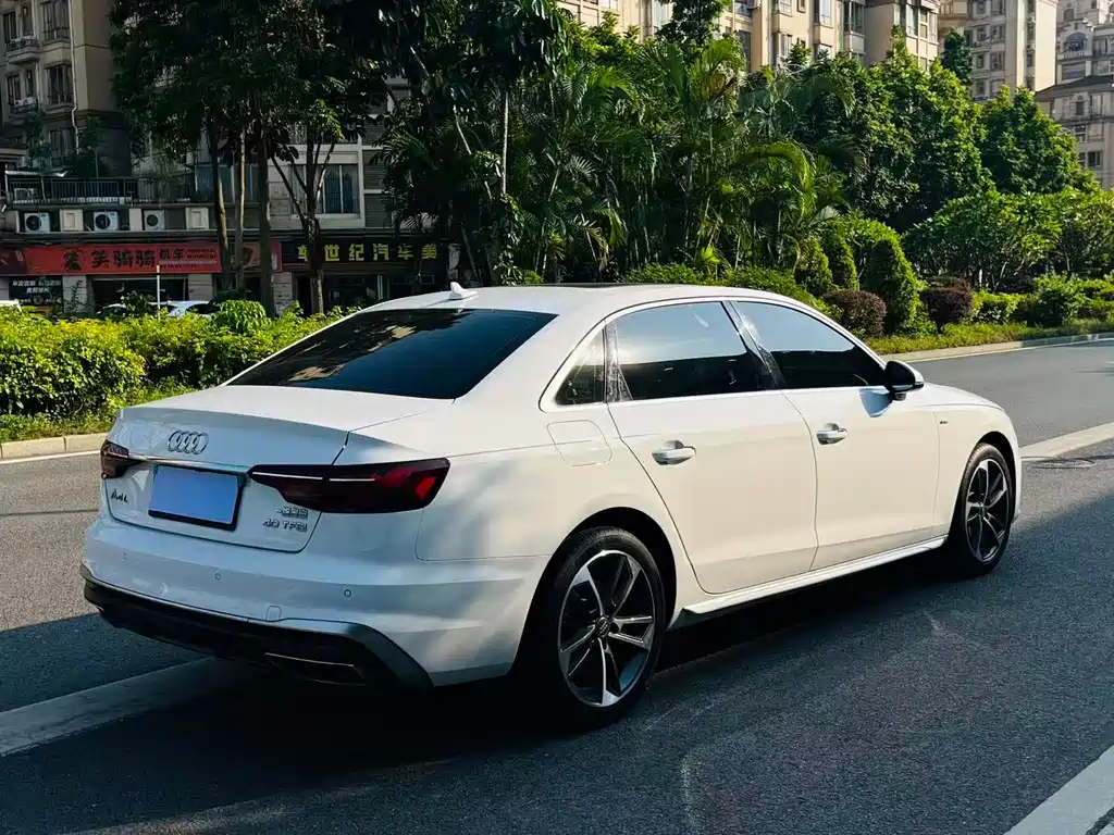 Audi A4L — миниатюра 4