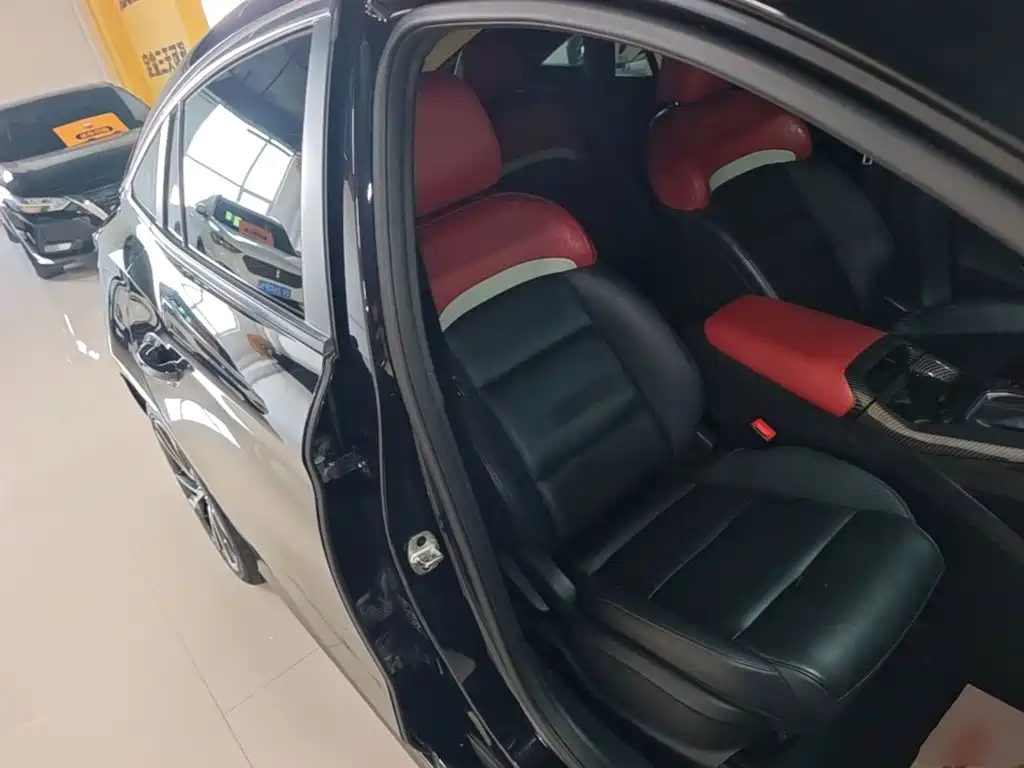 MG MG5 — миниатюра 25