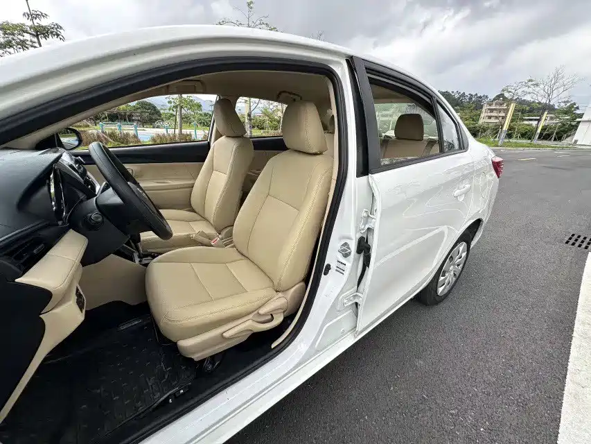 Toyota Vios — миниатюра 10