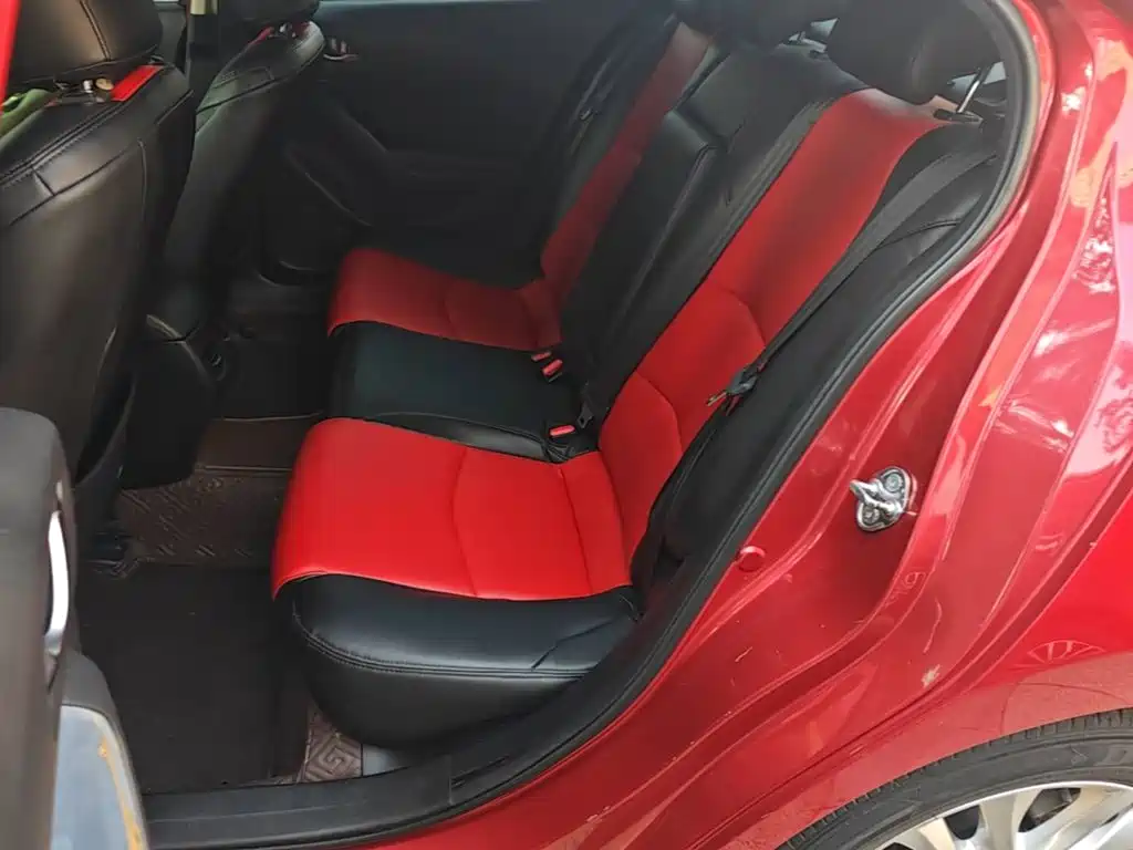 Mazda 3 Axela — миниатюра 17