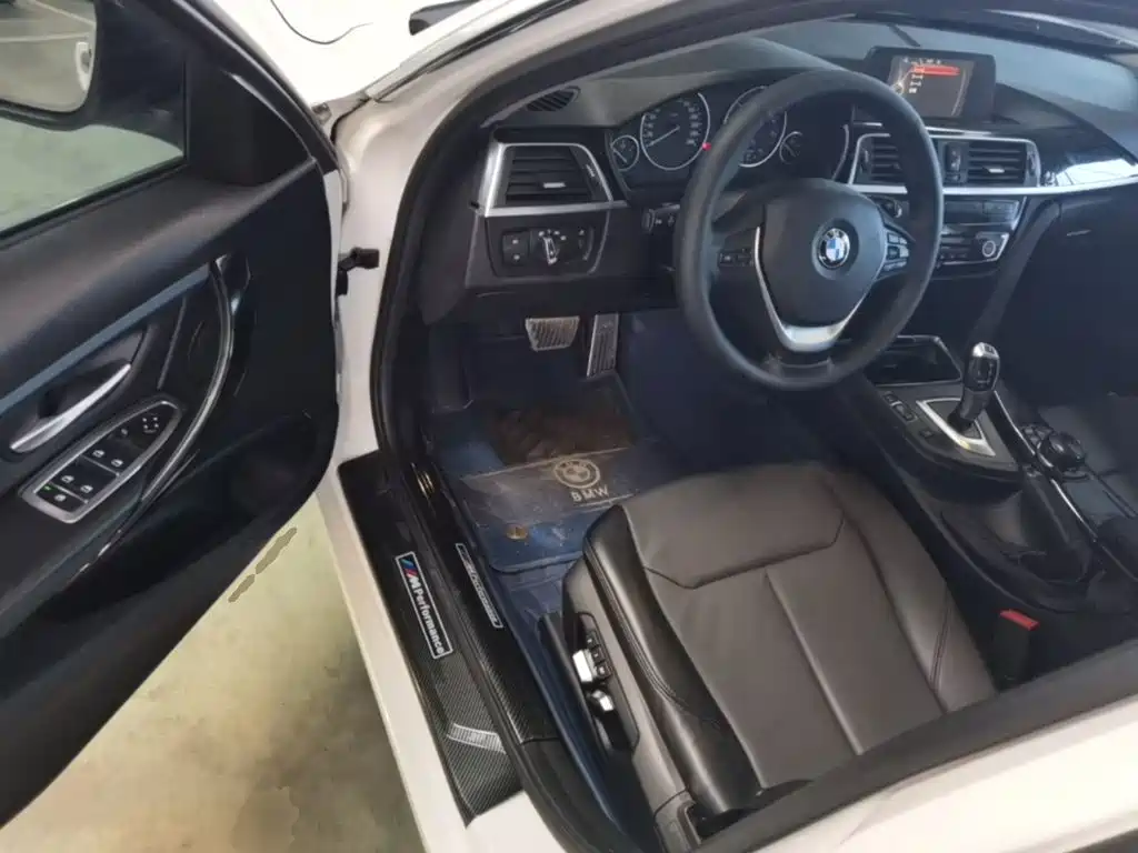 BMW 3 Series — миниатюра 16