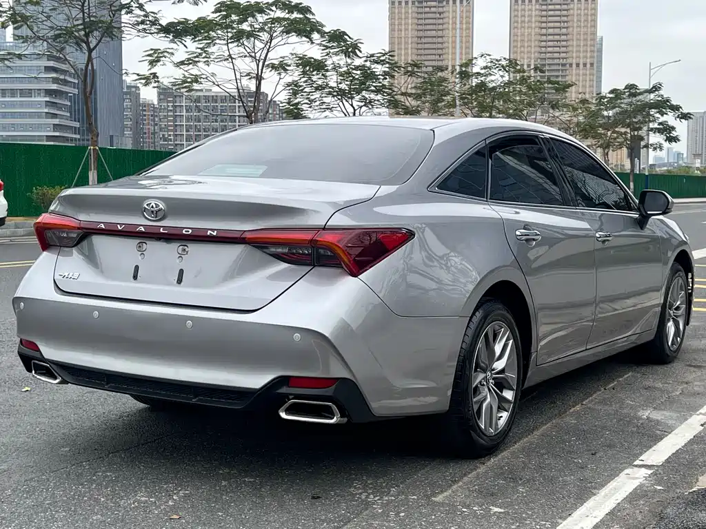 TOYOTA ASIAN DRAGON