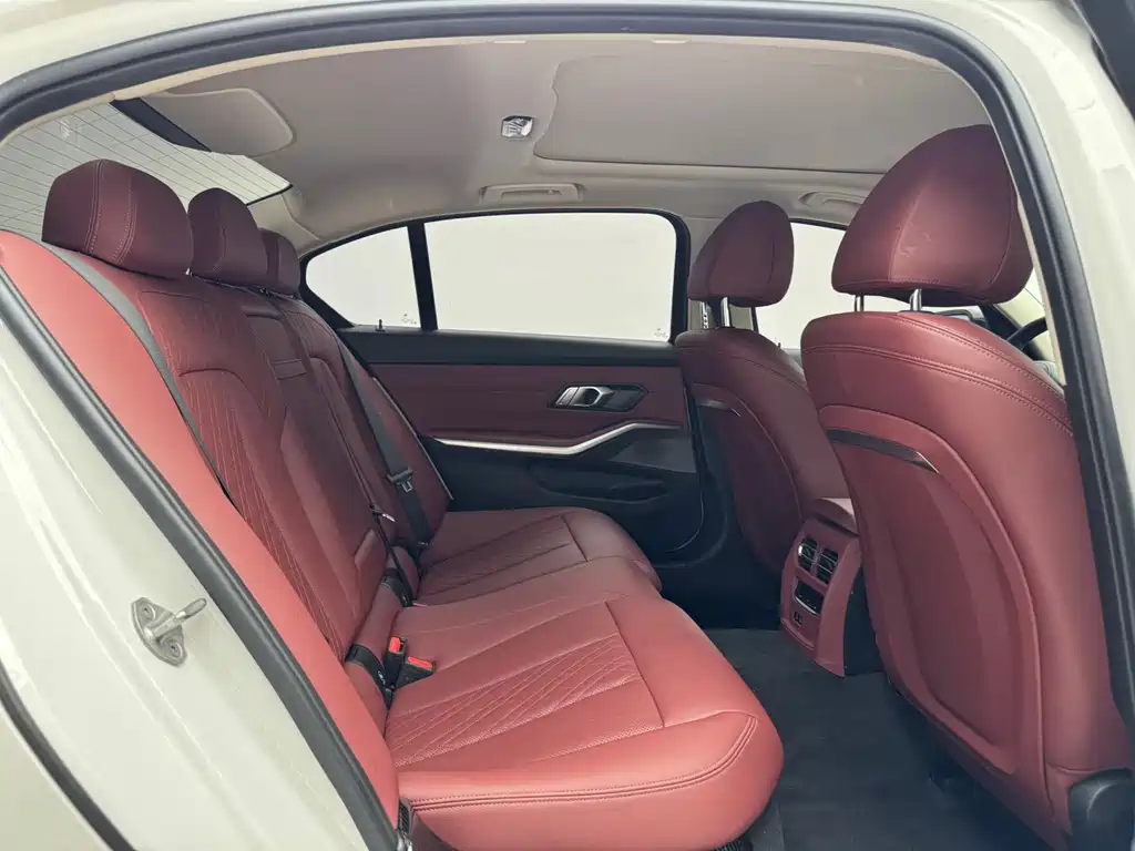 BMW 3 Series — миниатюра 9
