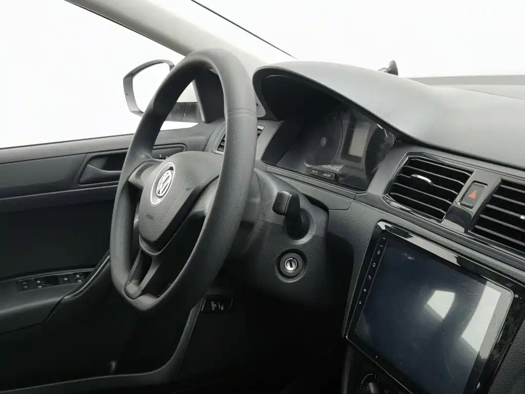 Volkswagen Santana — миниатюра 22