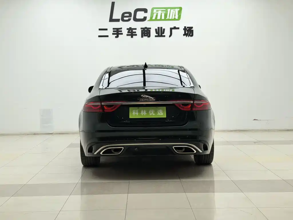 Jaguar XFL — миниатюра 5