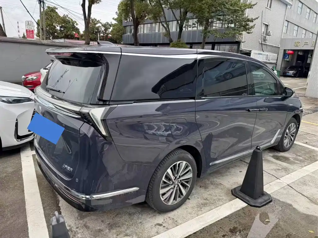 BUICK GL8 NEW ENERGY