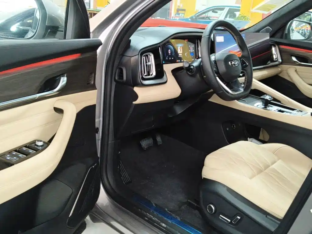 Geely Xingyue L — миниатюра 16