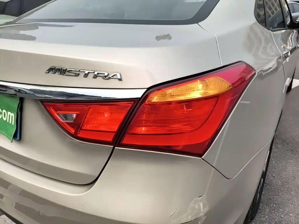 Hyundai Mistra — миниатюра 8