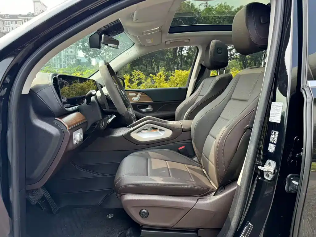 Mercedes-Benz GLE New Energy — миниатюра 10