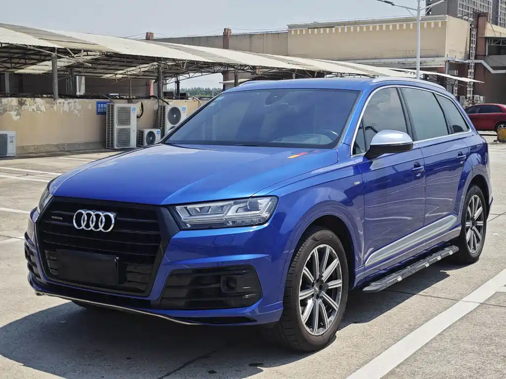 2017 Audi Q7 - zdjęcie 1 z 18
