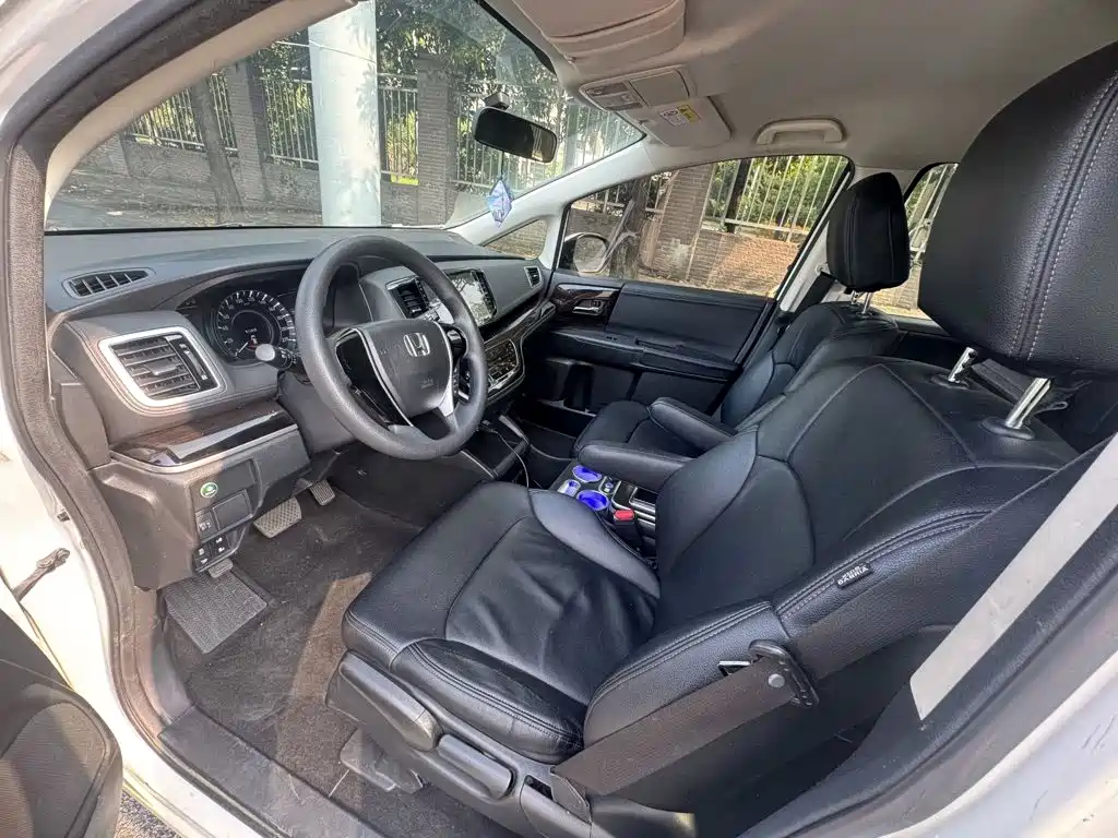 Honda Odyssey — миниатюра 3
