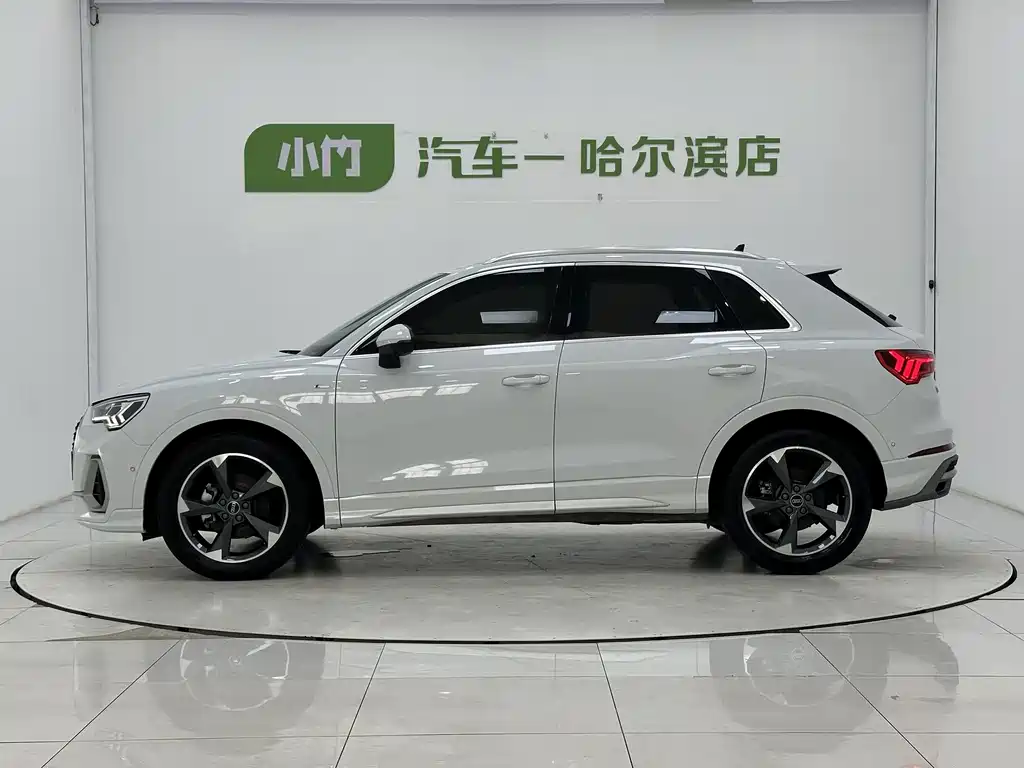 Audi Q3 — миниатюра 5