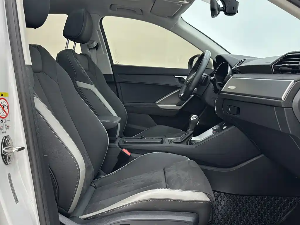 Audi Q3 — миниатюра 8