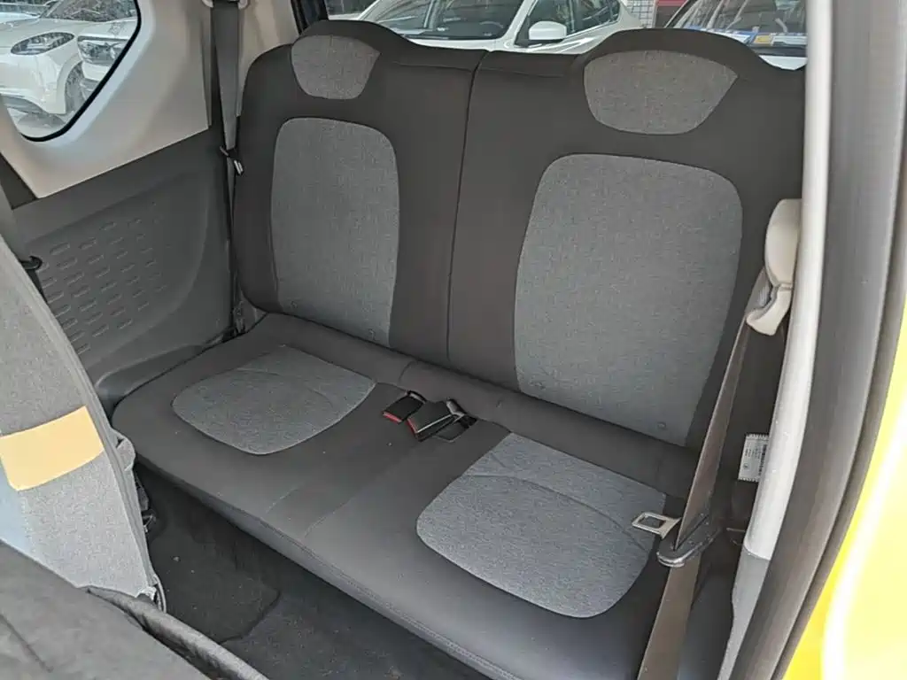Wuling MINIEV — миниатюра 17