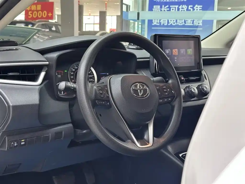 Toyota Corolla 2023 Белый из Китая, фото 6