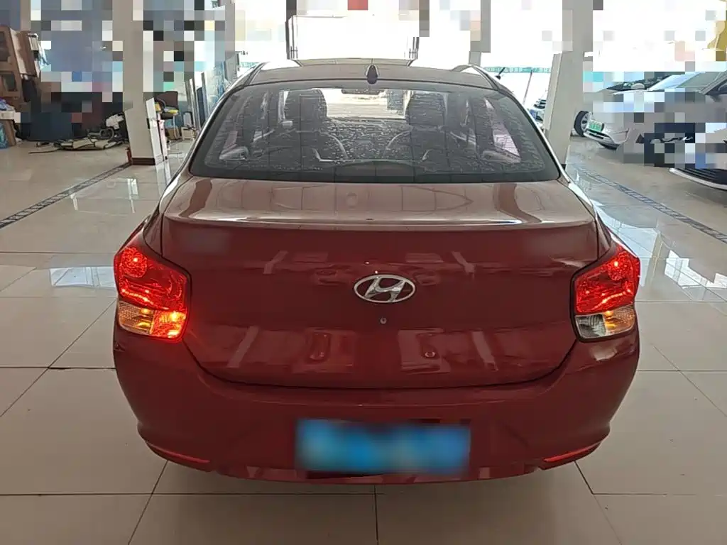 Hyundai Verna — миниатюра 6