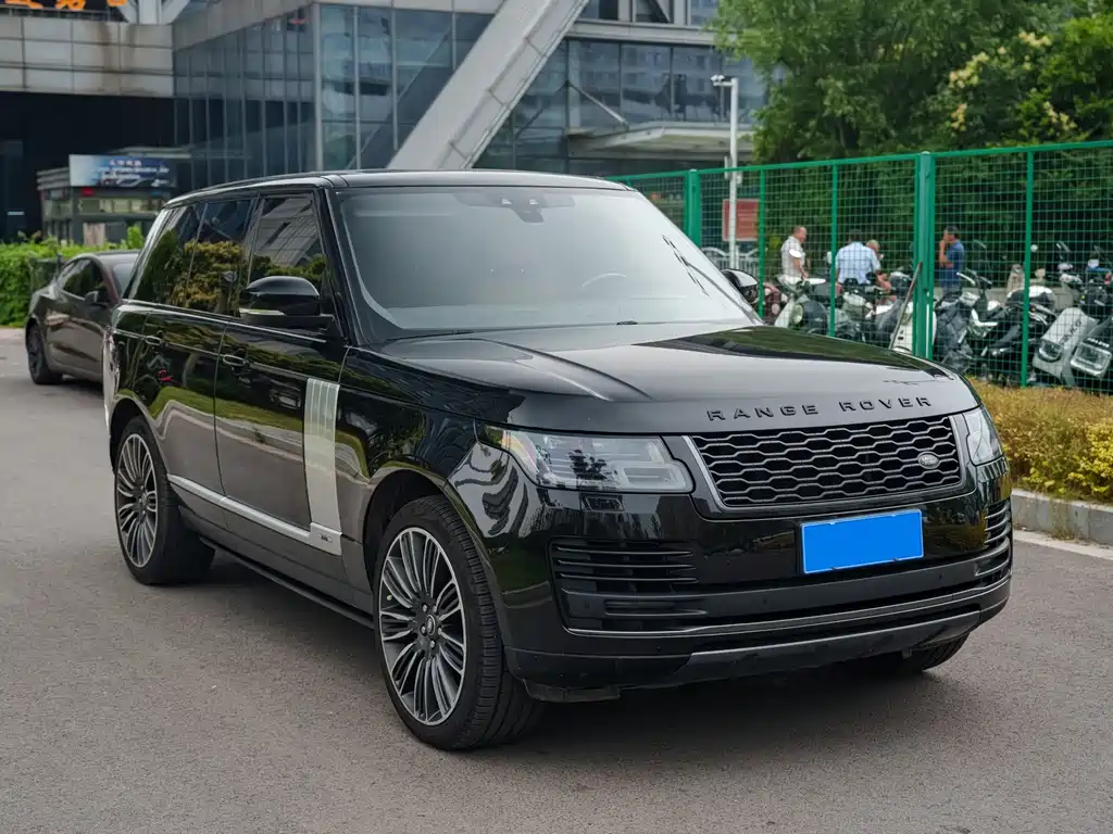 Land Rover Range Rover — миниатюра 3