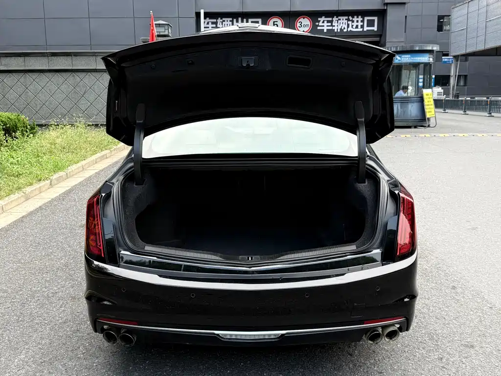 Cadillac CT6 — миниатюра 10