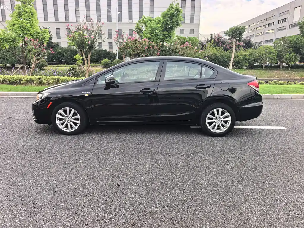 Honda Civic — миниатюра 10