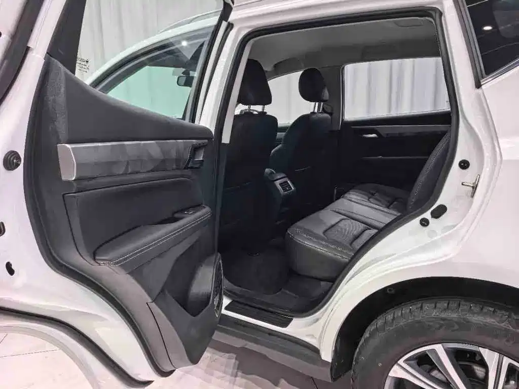 Geely Vision X6 — миниатюра 19