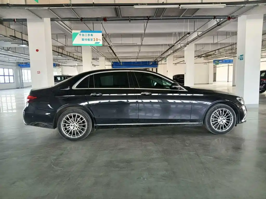 Mercedes-Benz E-Class — миниатюра 6
