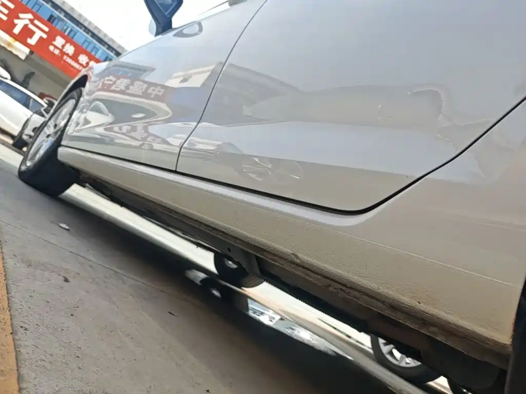 Volkswagen Golf — миниатюра 22