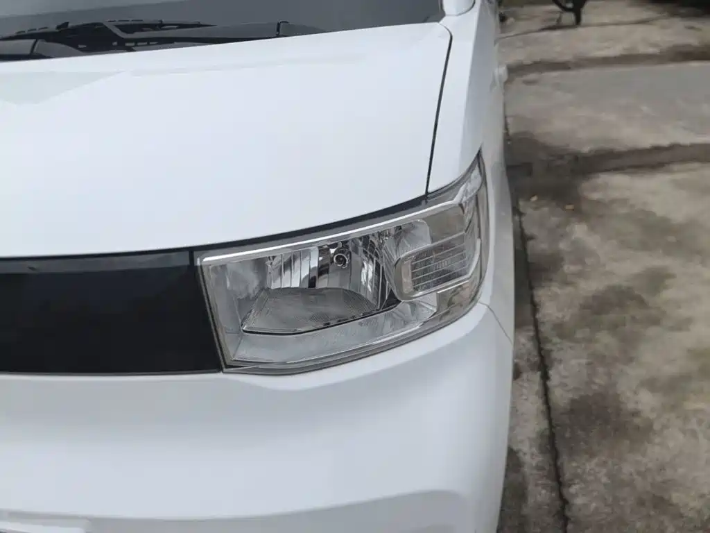 Wuling MINIEV — миниатюра 24