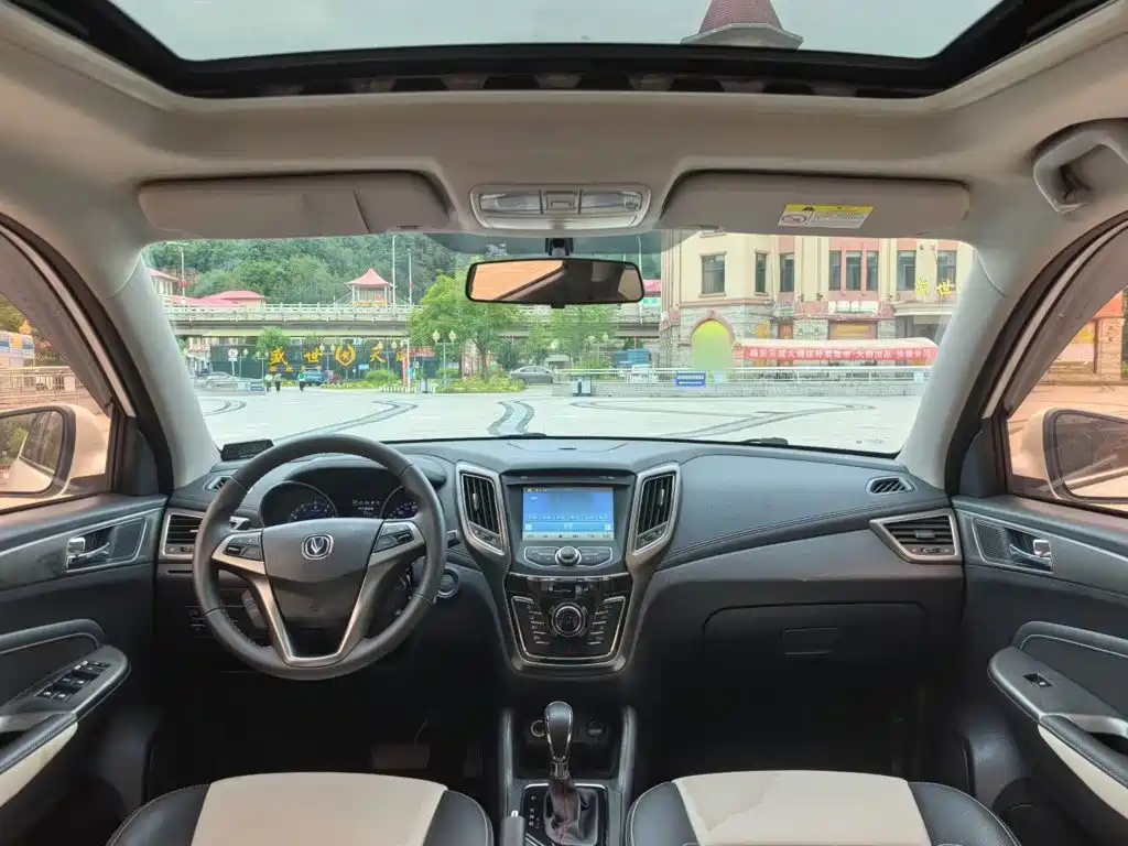 Changan CS35 — миниатюра 10