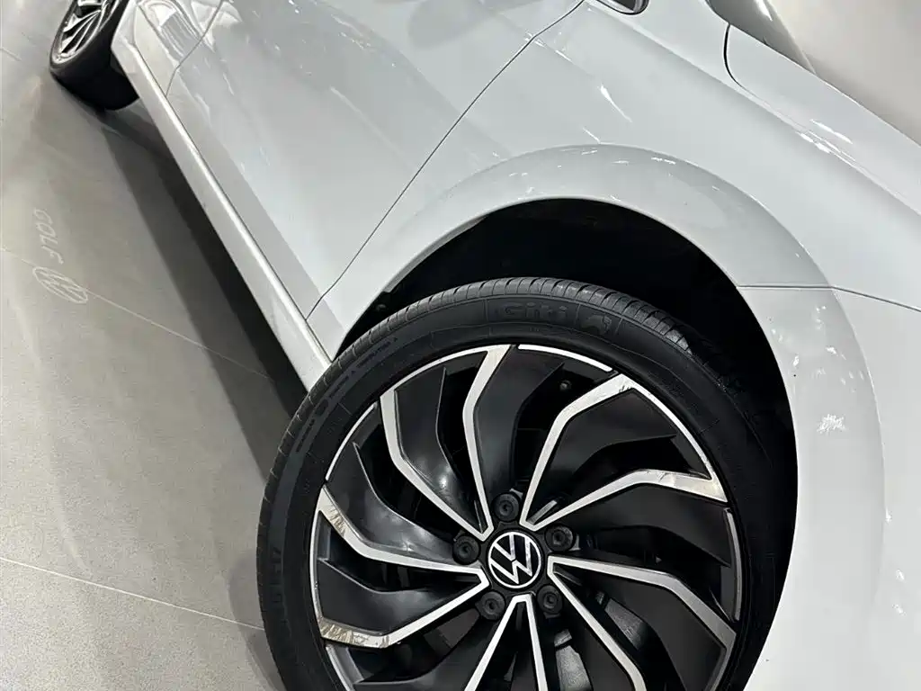 Volkswagen Golf — миниатюра 27