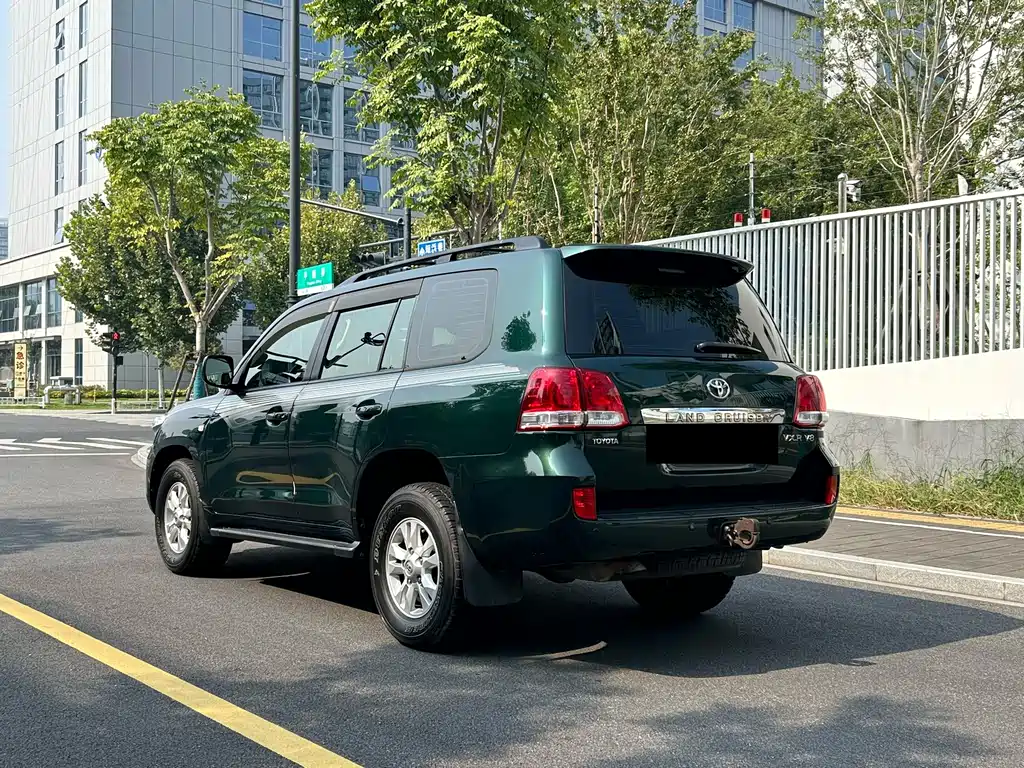 Toyota Land Cruiser — миниатюра 5