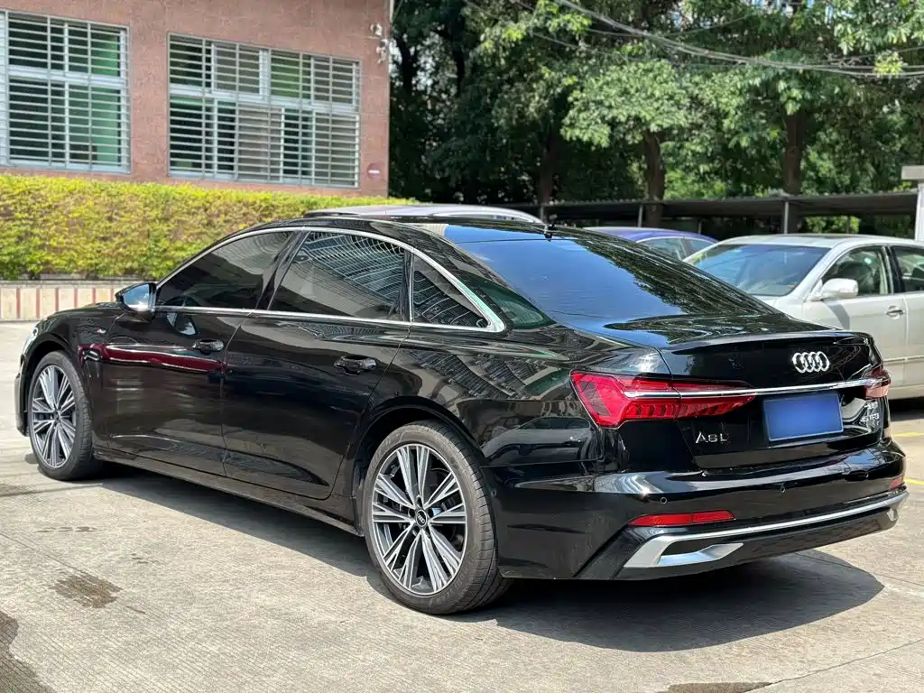 Audi A6L — миниатюра 5