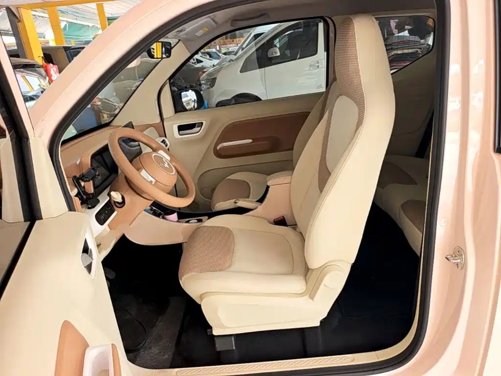 Wuling MINIEV — миниатюра 15