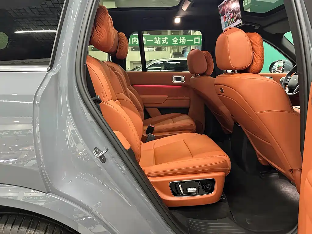 Li Auto Li L8 — миниатюра 17