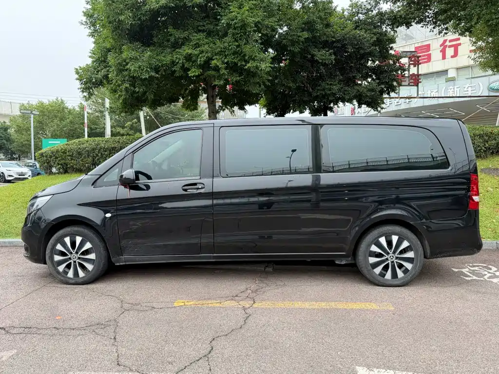Mercedes-Benz Vito — миниатюра 3