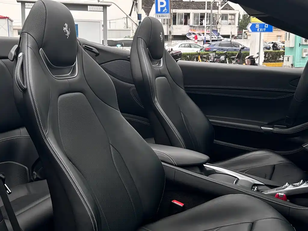 Ferrari Portofino — миниатюра 4